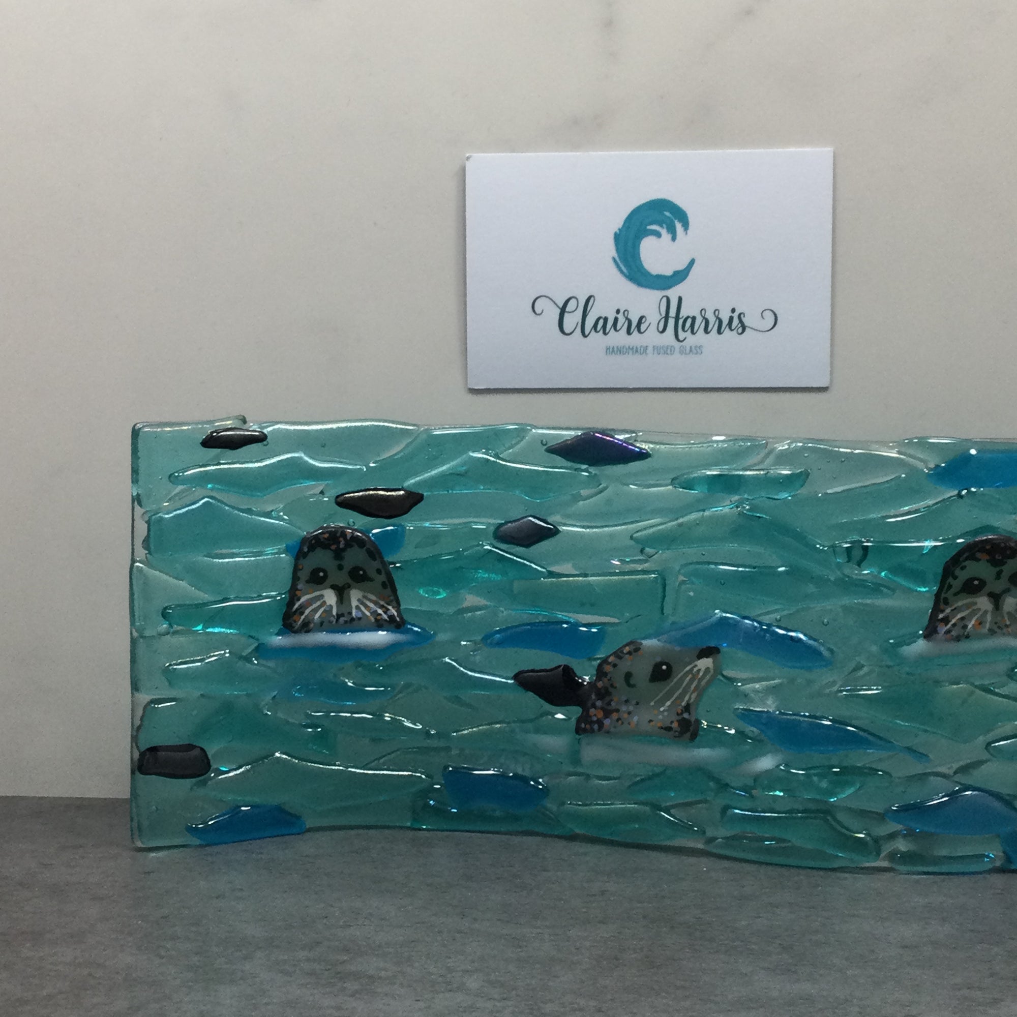 9cm Trio of Seals Freestanding Wave