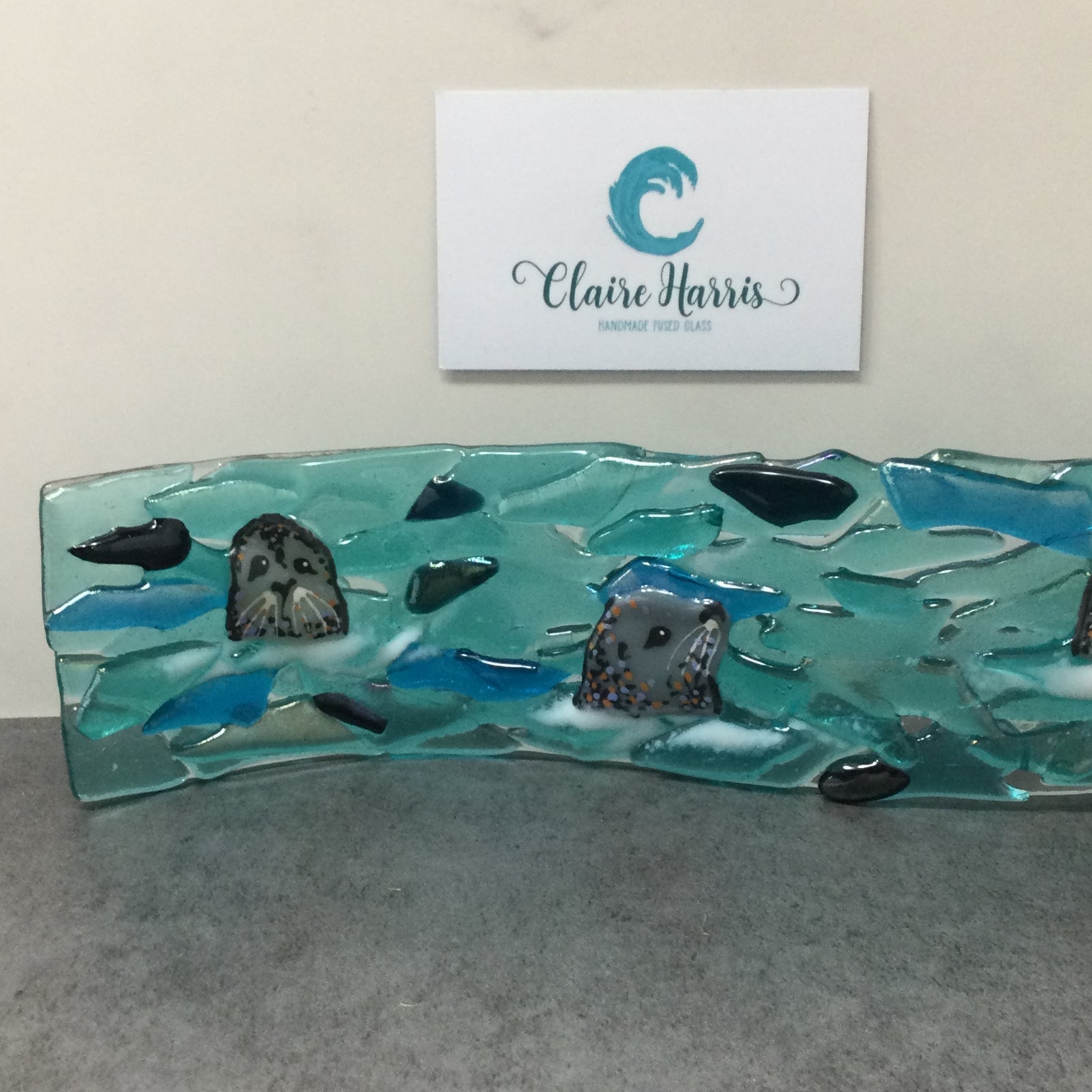 6cm Trio of Seals Freestanding Wave