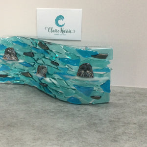 9cm Trio of Seals Freestanding Wave
