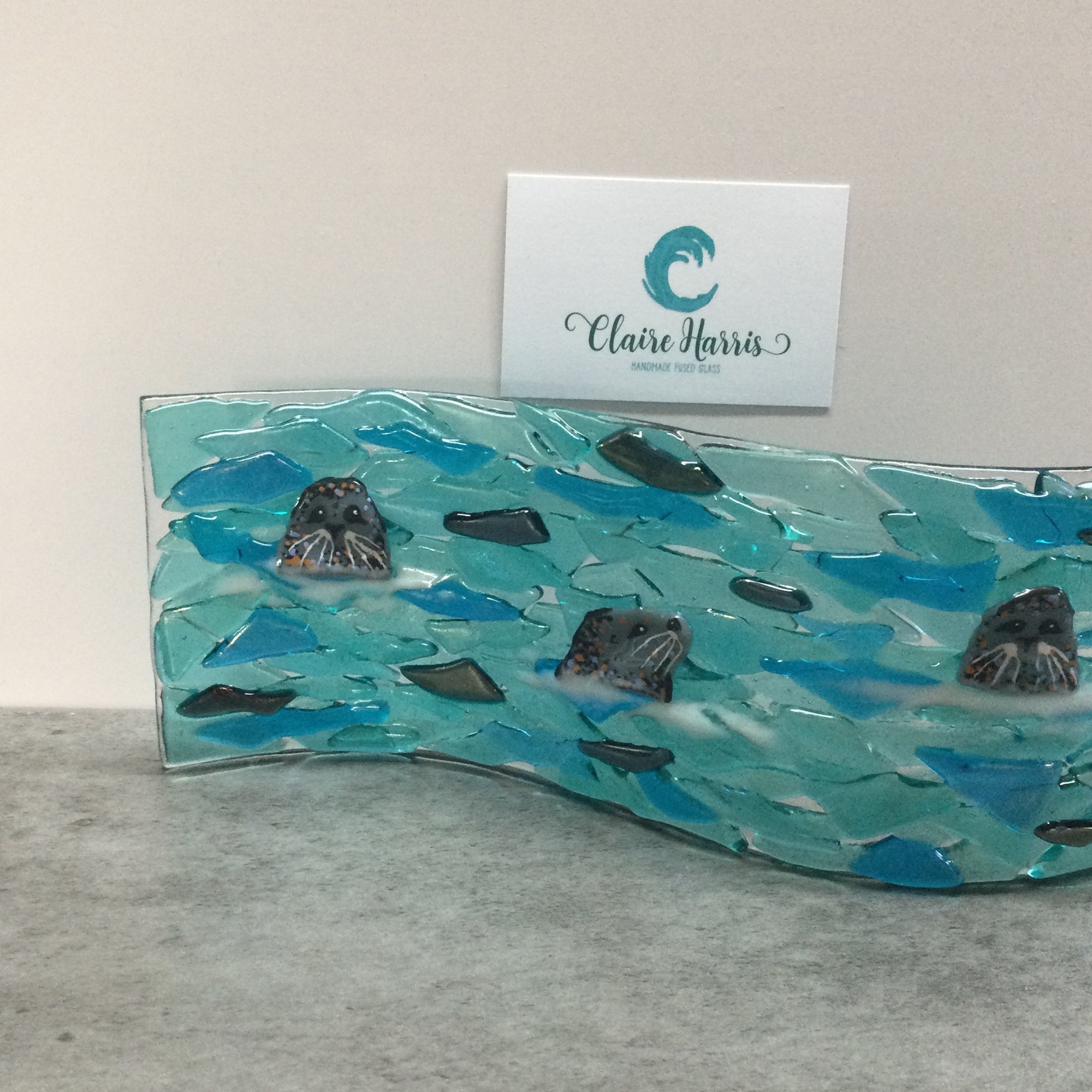 9cm Trio of Seals Freestanding Wave