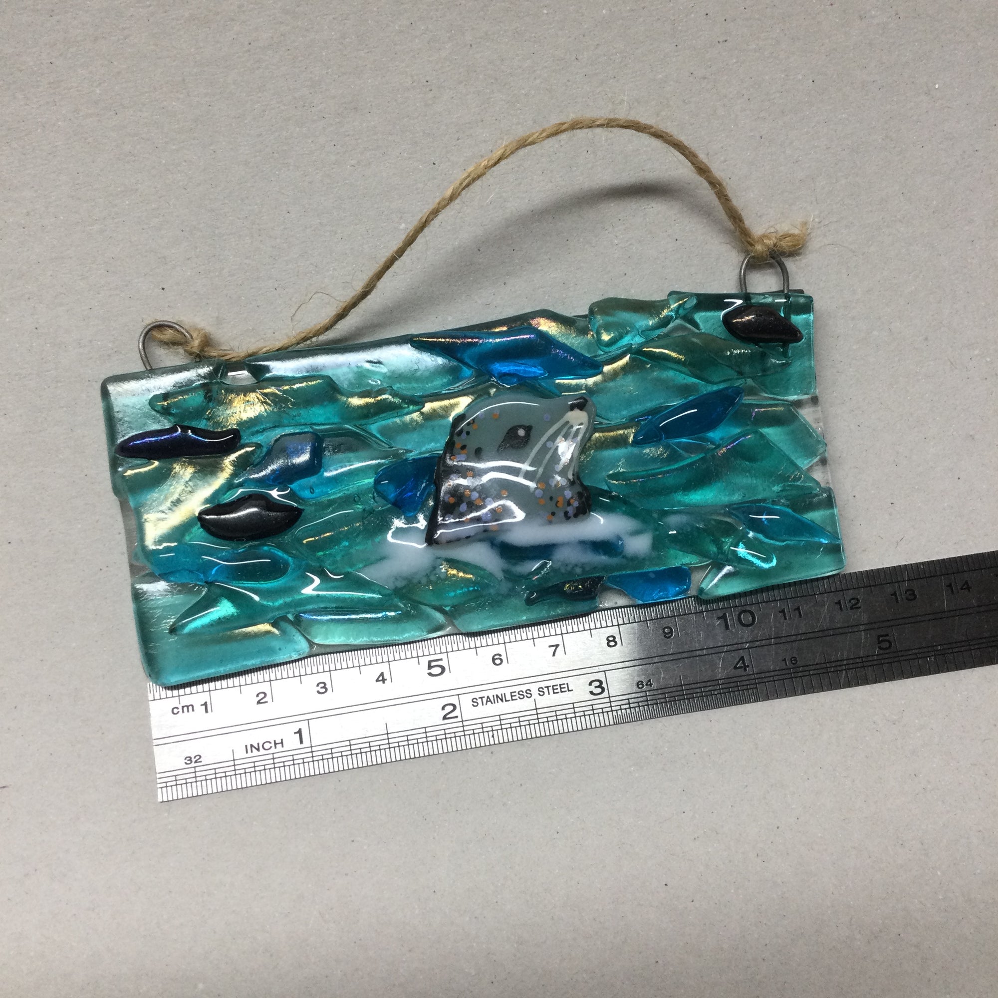 Seal Small Hanger