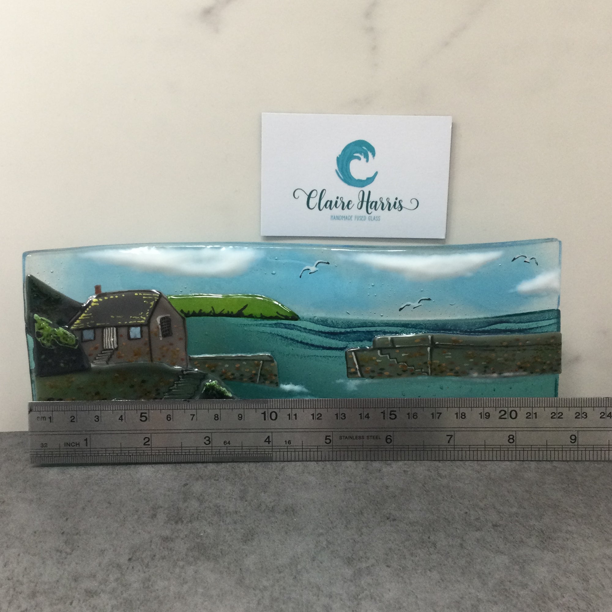 9cm Mullion Cove freestanding wave