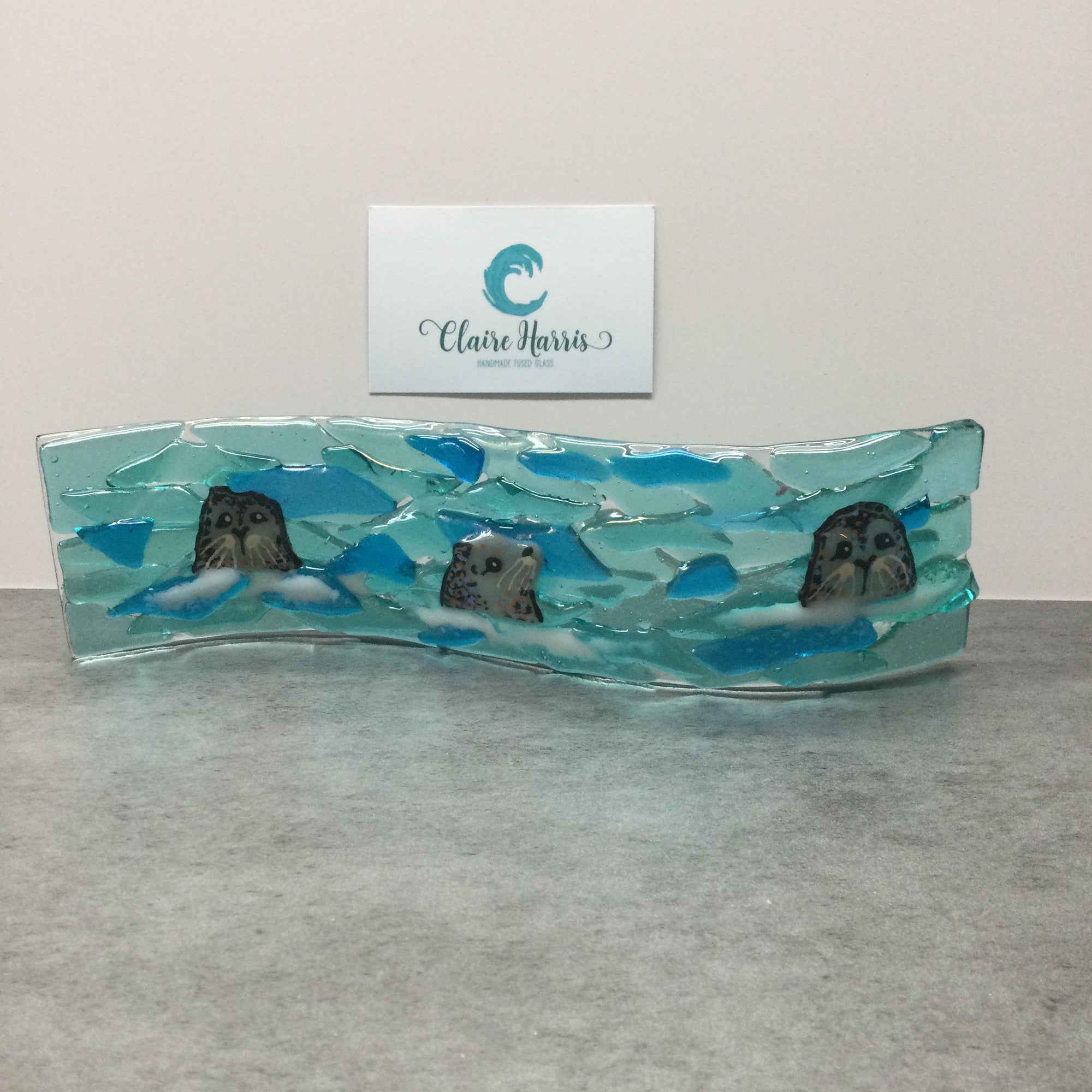 6cm Trio of Seals Freestanding Wave