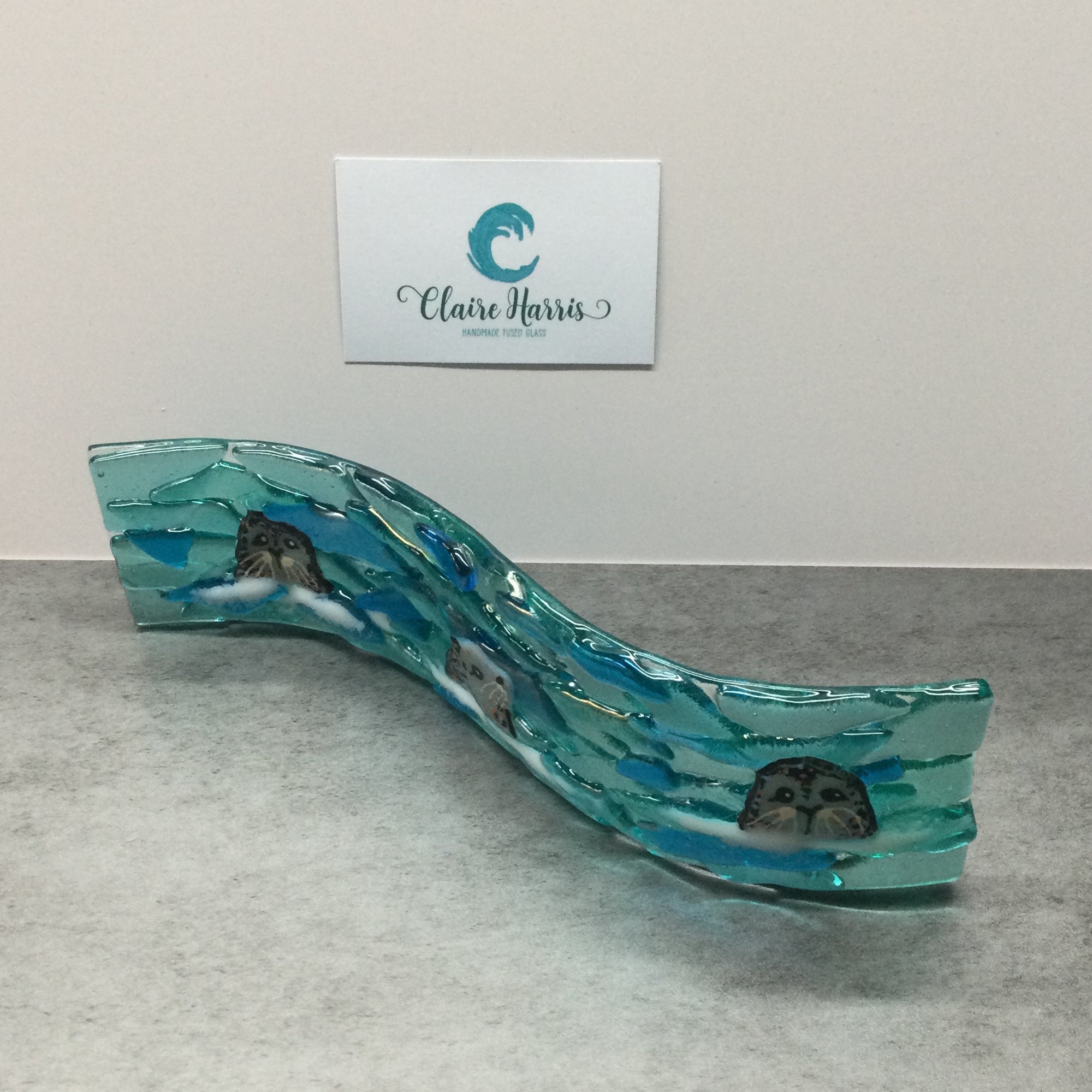 6cm Trio of Seals Freestanding Wave