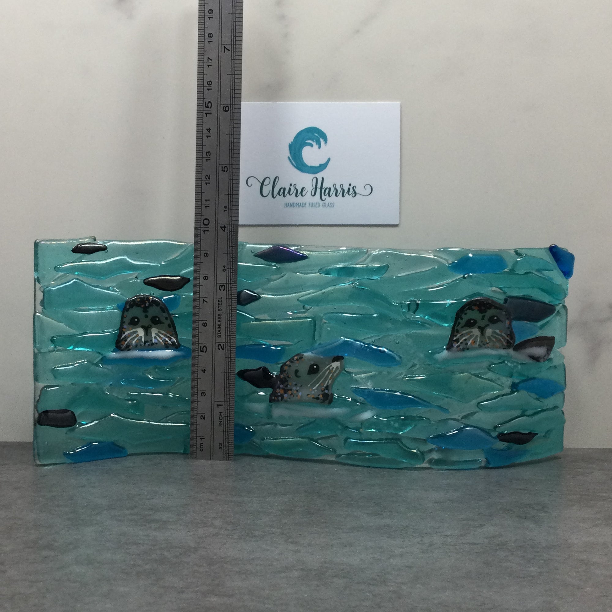 9cm Trio of Seals Freestanding Wave