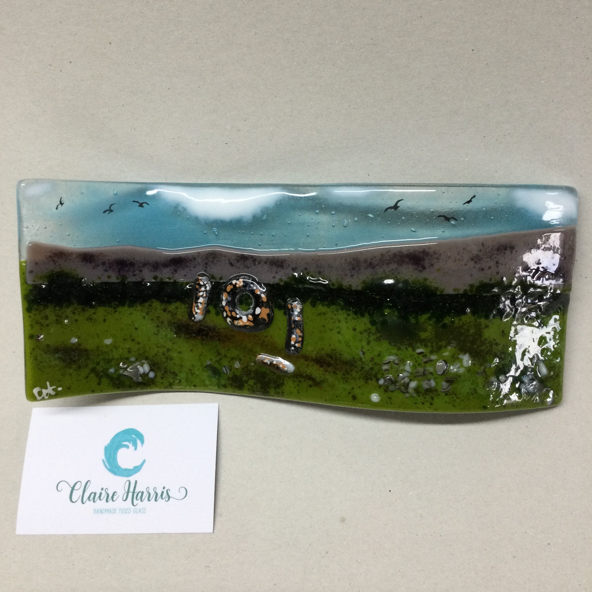 Limited Edition Men-An-Tol 9cm freestanding fused glass wave