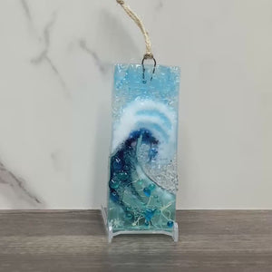 Small Hanger - Light Aqua Crashing Wave